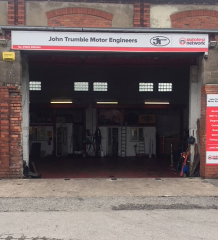 john_trumble_mot_repairs_services_tyres_aboutus
